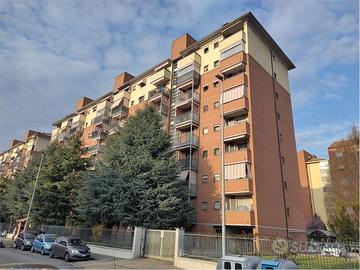 Luminoso e spazioso bilocale con box a Venaria