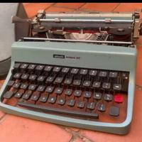 macchina da scrivere Olivetti lettera 32 