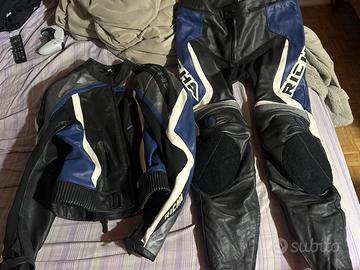 Tuta moto divisibile richa tg54, una M praticament