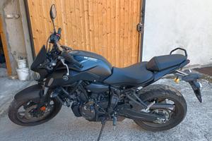 Moto Yamaha MT07