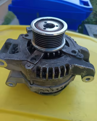 Alternatore e tendicinghia Toyota Rav 4 2200