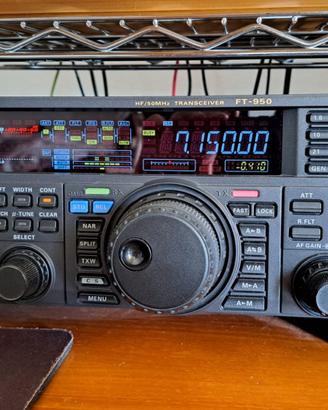YAESU FT-950