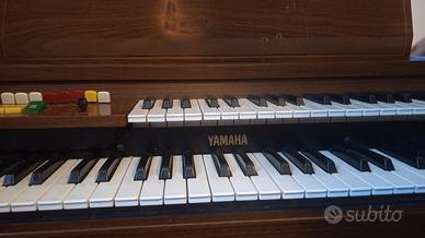 pianola Yamaha
