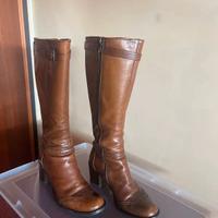 Stivale vero cuoio marrone