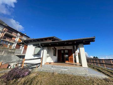 Villa di 273 m² con 4 locali e box auto doppio a C