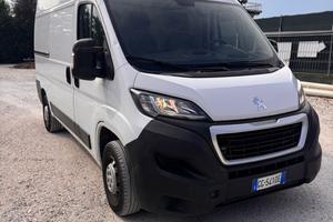 Peugeot Boxer 2021