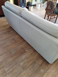 Divano in pelle