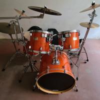 Batteria Mapex serie M con piatti, aste e borse co