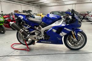Yamaha YZF  R1  Holins+Brembo
