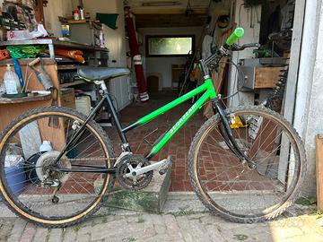 Bicicletta cross
