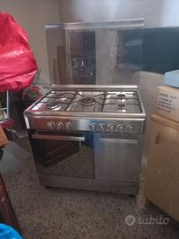 Cucina per casa o campeggio