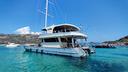 catamarano-motor-sailer-