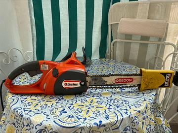 Motosega elettrica a filo