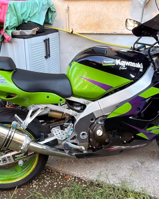 Kawasaki Ninja ZX-9R