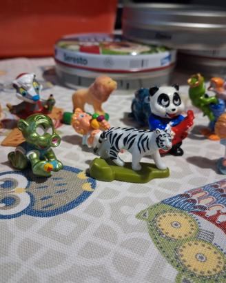 Lotto sorprese Kinder Scimbanzai e altre