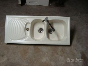 LAVANDINO  DA CUCINA A DUE VASCHE
