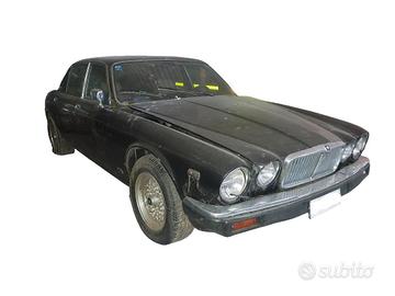 Jaguar XJ6 4.2 Demolita - Per Ricambi