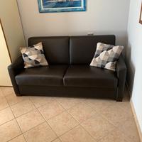 Divano letto ecopelle