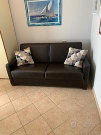 Divano letto ecopelle