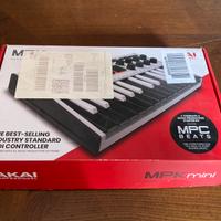 Tastiera Akai MPK mini