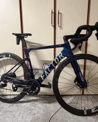Bicicletta Factor ostro VAM