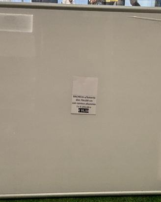 Bacheca a battente 70x100 cm con serratura – nuova
