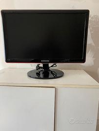 SAMSUNG TV 22"