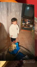 Giovane copywriter praticamente nuovo