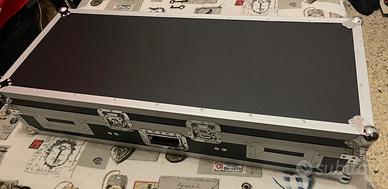 Flight case mixer 4 canali + cdj 1000 come nuova