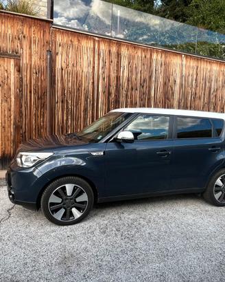 Kia soul 1.6 crdi you®full automatica neopatentati