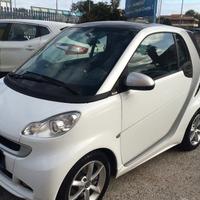 Smart ForTwo 1000 52 kW MHD coupé pure
