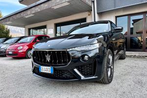 Maserati Levante V6 3.0 Diesel Gransport 250 CV