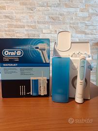 Oral-B waterjet