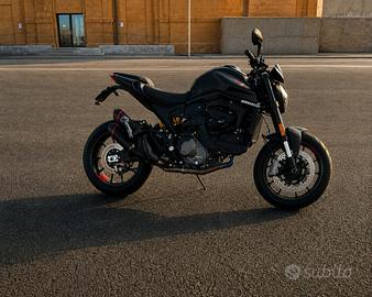 Ducati Monster 937