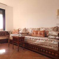 Divani in stile Arabo con tavoli