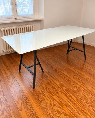 Tavolo ikea vetro e metallo