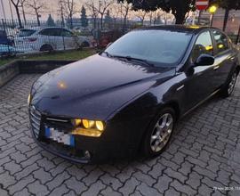 ALFA ROMEO 159 1.9 JTDm Distinctive 84000 KM! 1