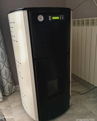 Stufa e pallet Idro 15 kw