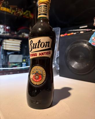 Bottiglia Buton Rosso Antico.