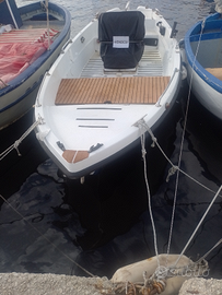 Gozzo entrobordo diesel 5,50