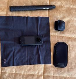 Insta 360 x3 con kit stick