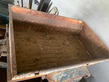 Carrello militare