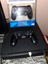 PlayStation 4 + due joystick