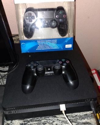 PlayStation 4 + due joystick