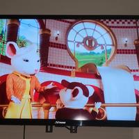 tv led 32 pollici strong. 