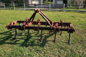 attrezzatura agricola estirpatore 