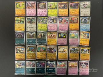 Lotto 150 Pokemon holo reverse recenti e luccicant