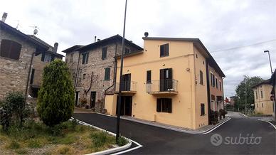 ASSISI CASTELNUOVO: DUE APPARTAMENTI