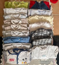 Abbigliamento e scarpine bimbo/a 6-9 mesi 👶🏻