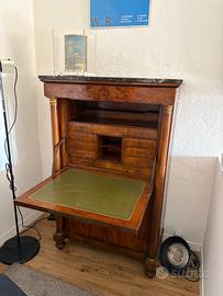 Secretaire del XIX secolo